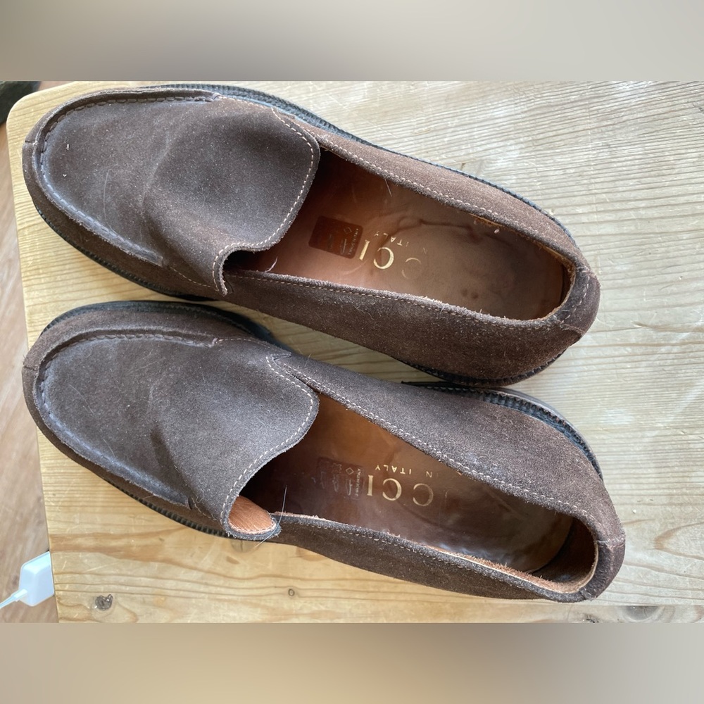 Rare Gucci Men’s Suede Loafers - Picture 6 of 7